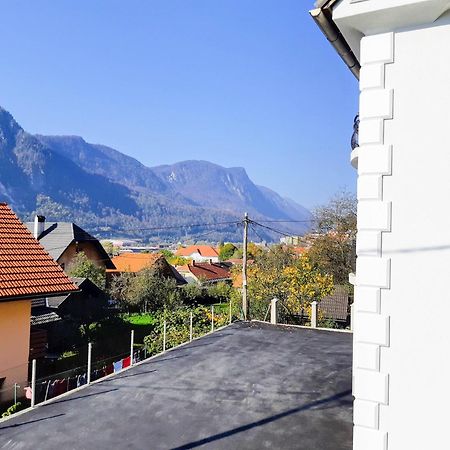 Villa Hillside Apartment Jesenice Dış mekan fotoğraf
